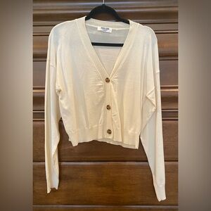 Double Zero Cream Cropped Button-Up Cardigan new without tags Size Medium